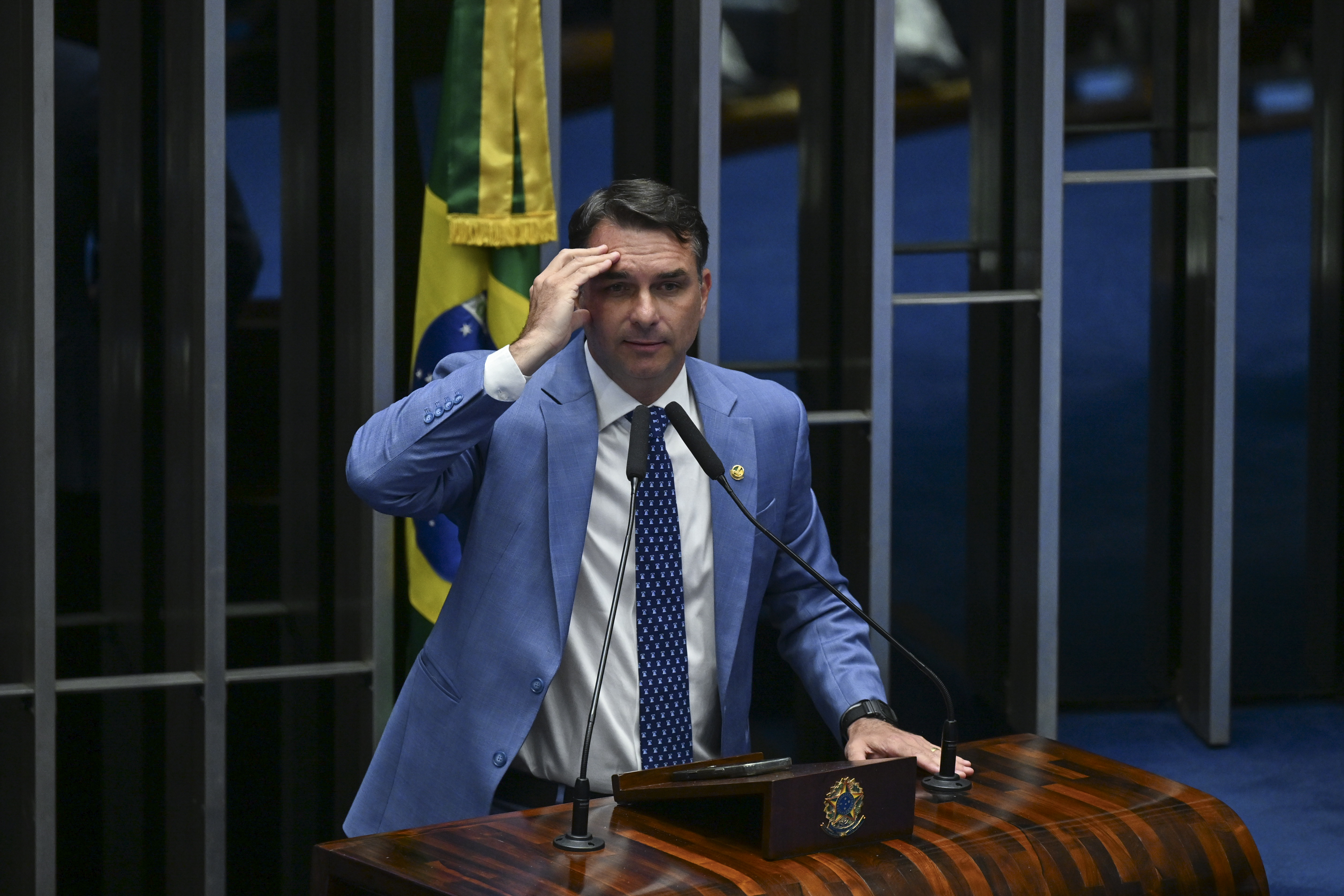 Foi uma virada. No primeiro turno, Lula havia vencido na mesma seção por 74 a 70. Só presos provisórios, sem condenação definitiva, podem votar.